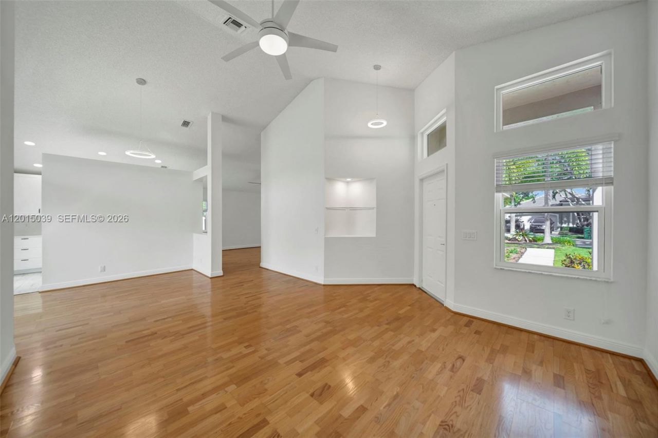 941 Briar Ridge Rd , Weston, FL 33327 Photo