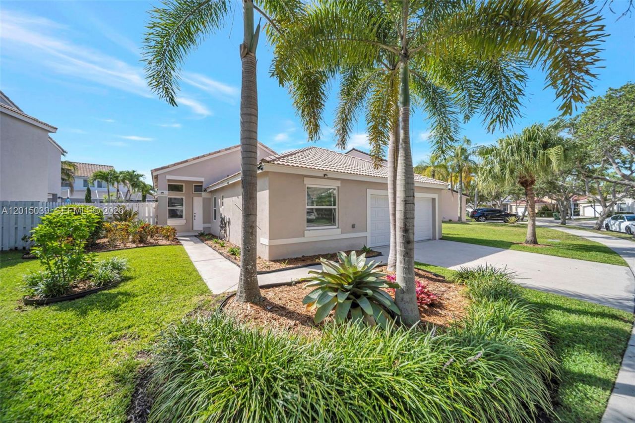941 Briar Ridge Rd , Weston, FL 33327 Photo
