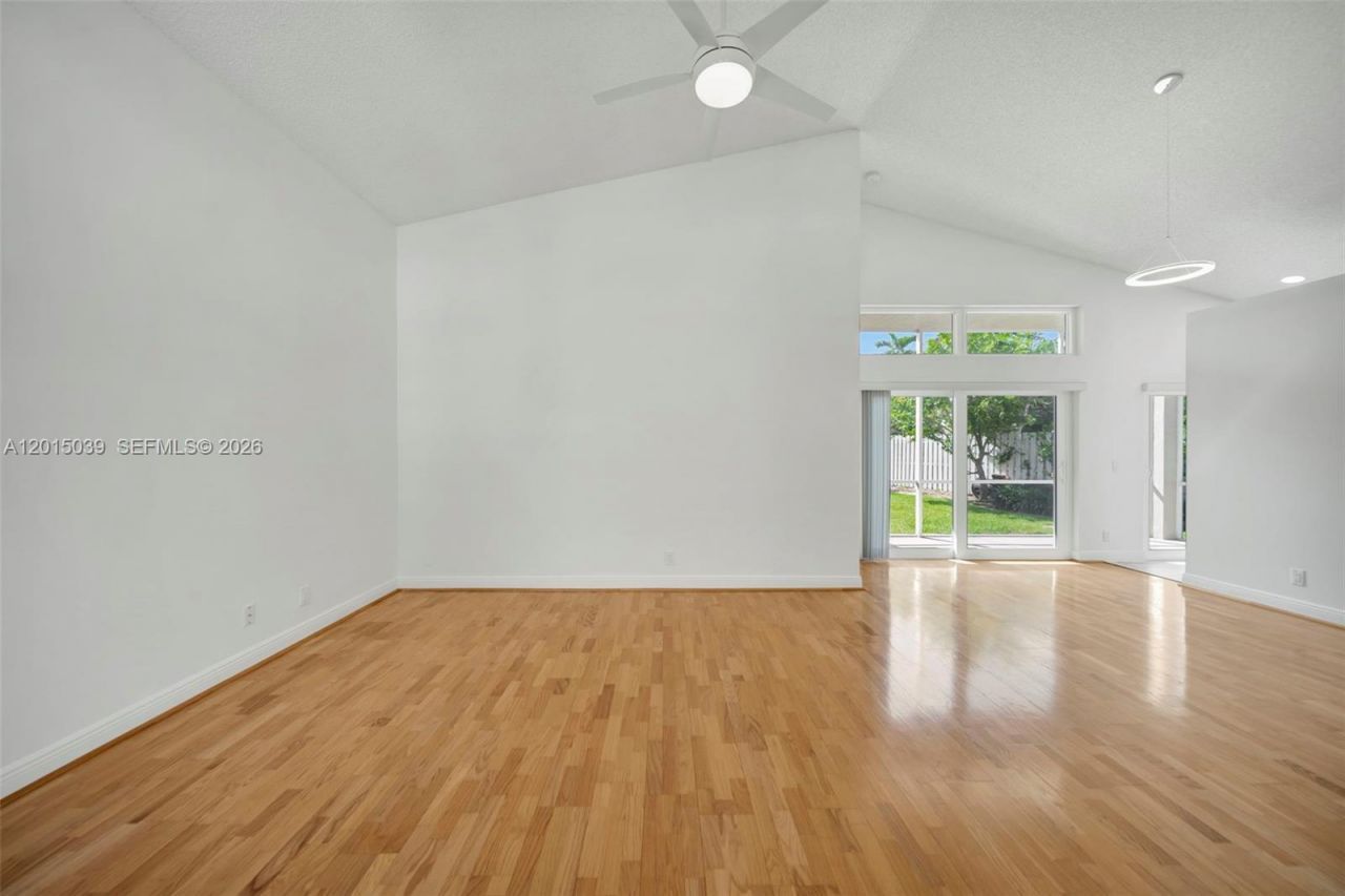 941 Briar Ridge Rd , Weston, FL 33327 Photo