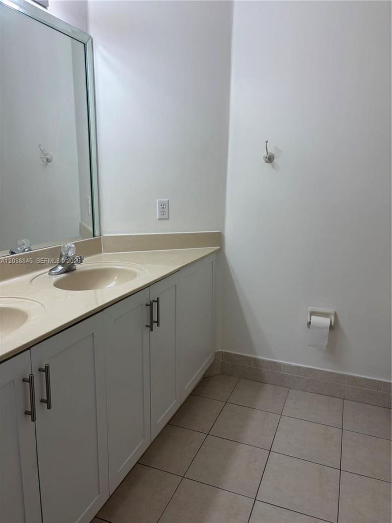 12393 SW 124th Ter , Miami, FL 33186 Photo