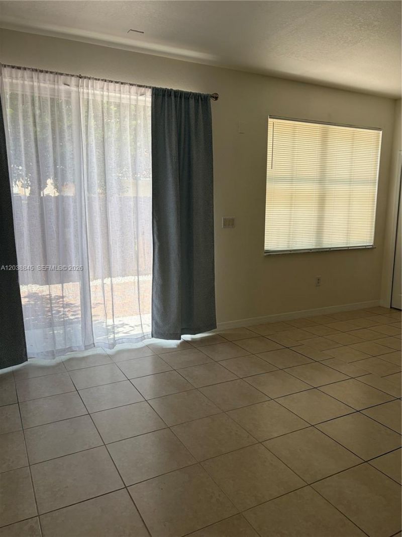 12393 SW 124th Ter , Miami, FL 33186 Photo
