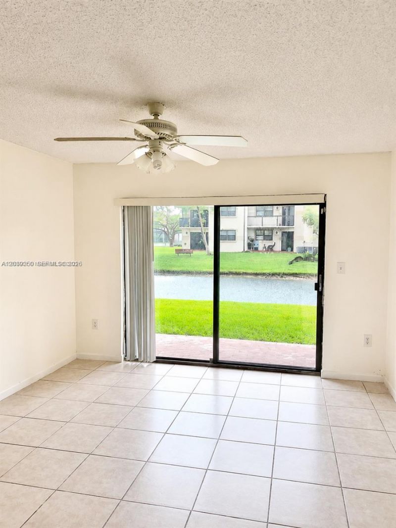 9953 NW Nob Hill Pl, Unit 9953, Sunrise, FL 33351 Photo