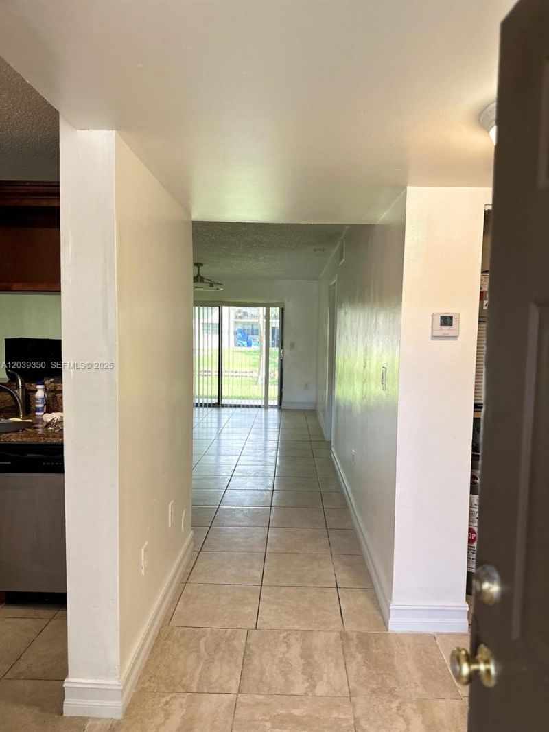 9953 NW Nob Hill Pl, Unit 9953, Sunrise, FL 33351 Photo