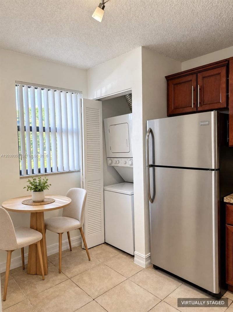 9953 NW Nob Hill Pl, Unit 9953, Sunrise, FL 33351 Photo