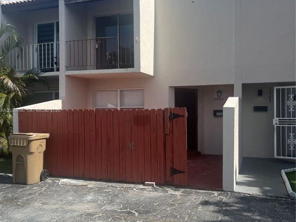 5909 SW 36th Ct , Unit 14, Davie, FL 33314