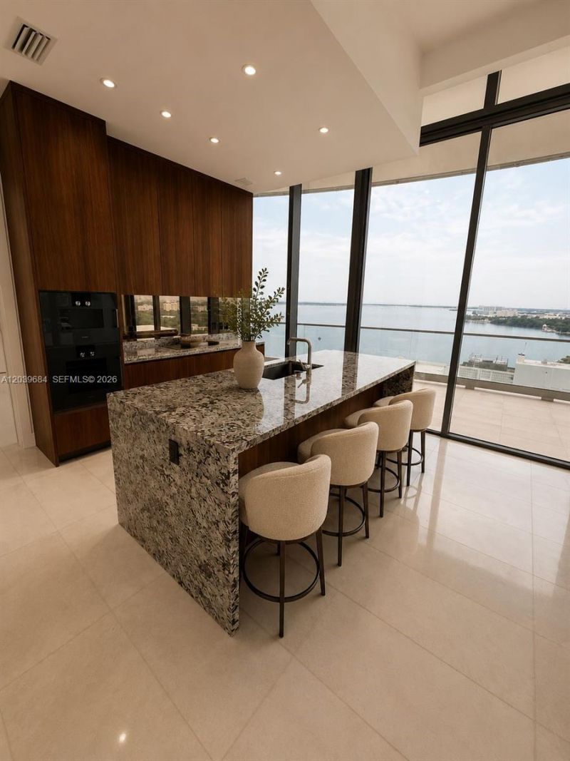 175 SE 25th Rd , Unit 1503, Miami, FL 33129 Photo