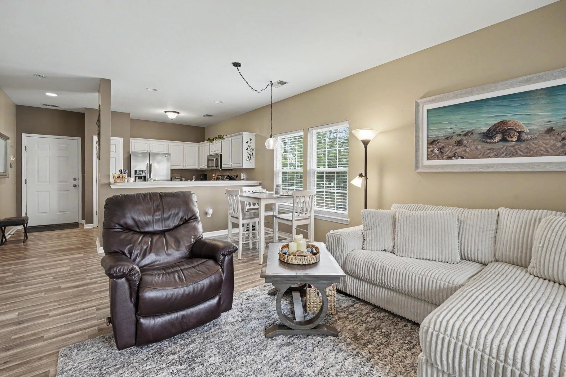 2478 Coastline Ct. Photo 11