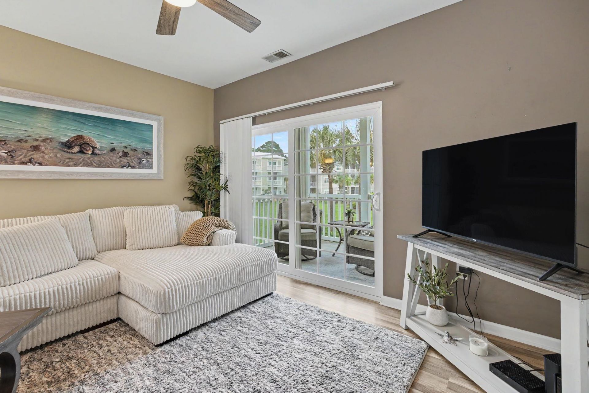 2478 Coastline Ct. Photo 12