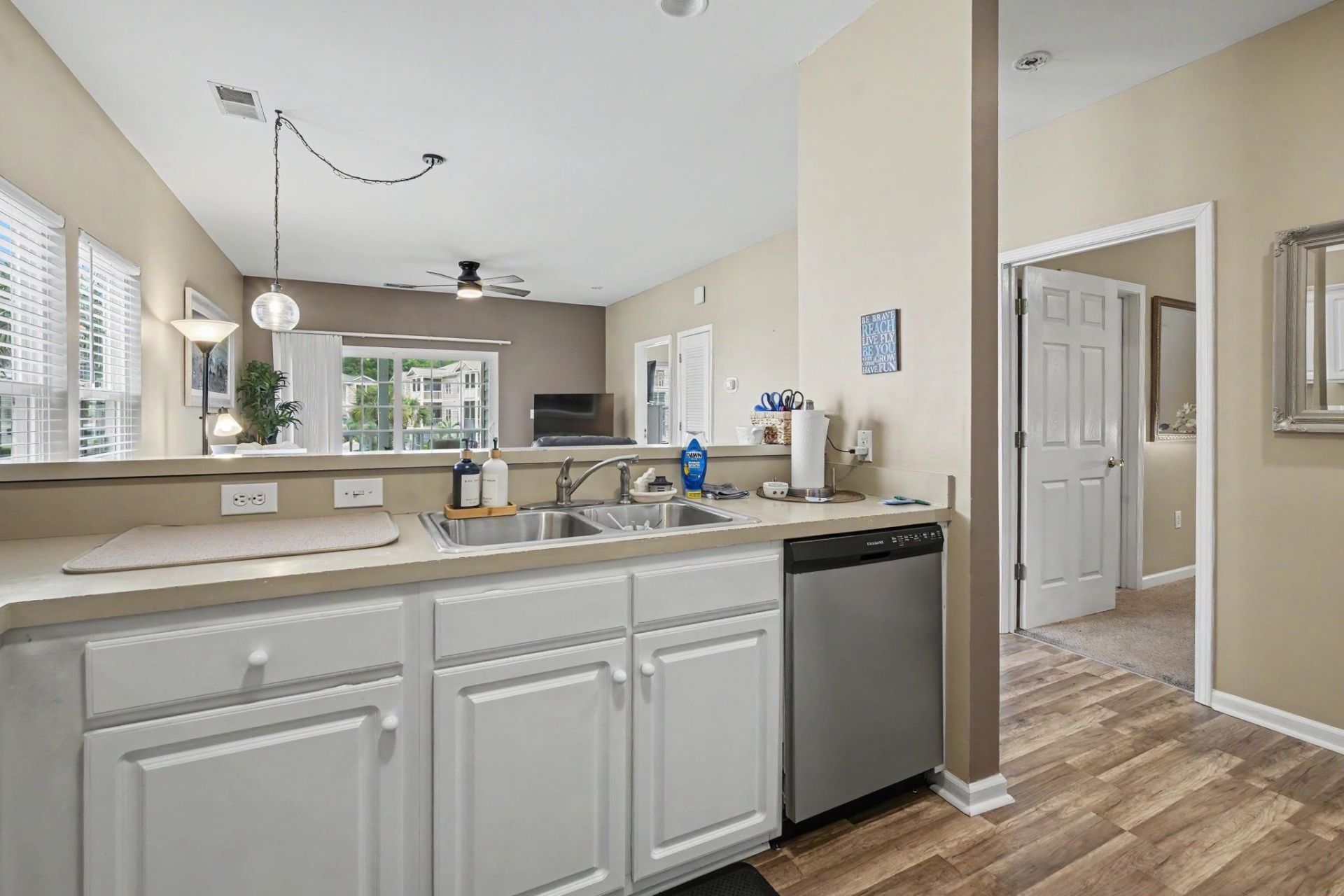 2478 Coastline Ct. Photo 6
