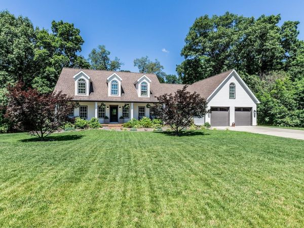 10689 S Oak Ridge Estate, Haubstadt, IN 47639