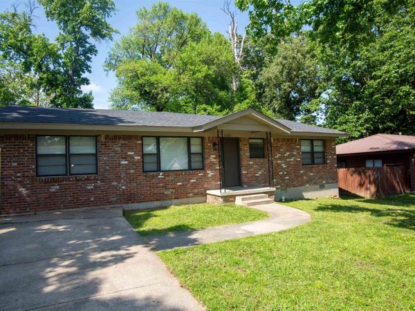 5202 S Wakefield Drive, Little Rock, AR 72209