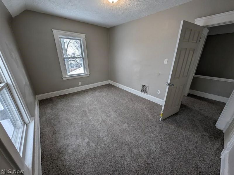 3947 W 22nd Street, Cleveland, OH 44109 Photo 12