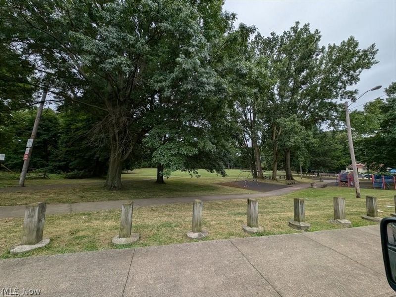 3947 W 22nd Street, Cleveland, OH 44109 Photo 5