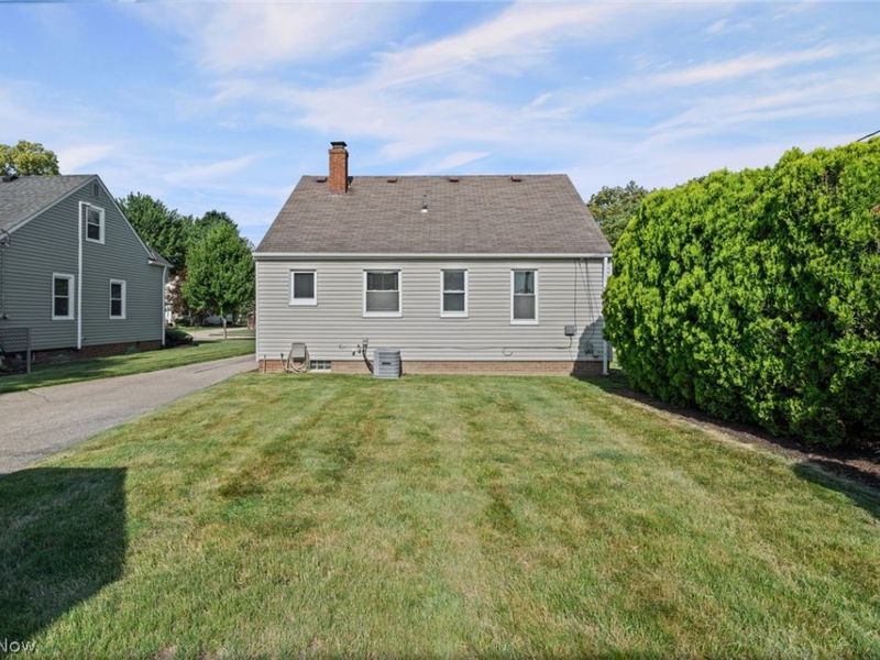 4757 Summer Lane, Brooklyn, OH 44144 Photo 22