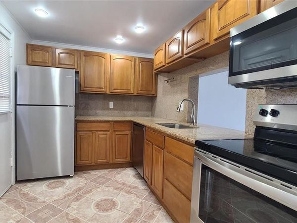 2800 NW 56th Avenue, Unit A304, Lauderhill, FL 33313