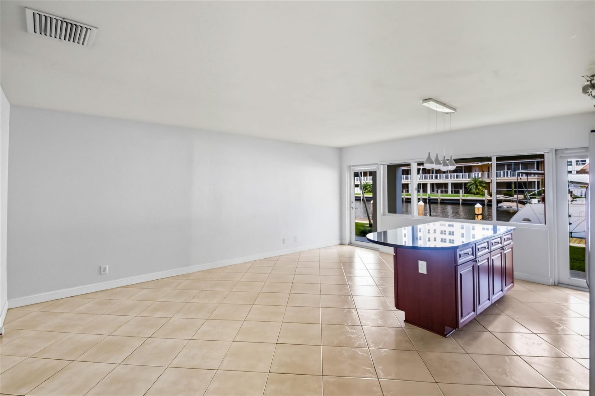 2881 NE 32nd Street, Unit 119, Fort Lauderdale, FL 33306 Photo