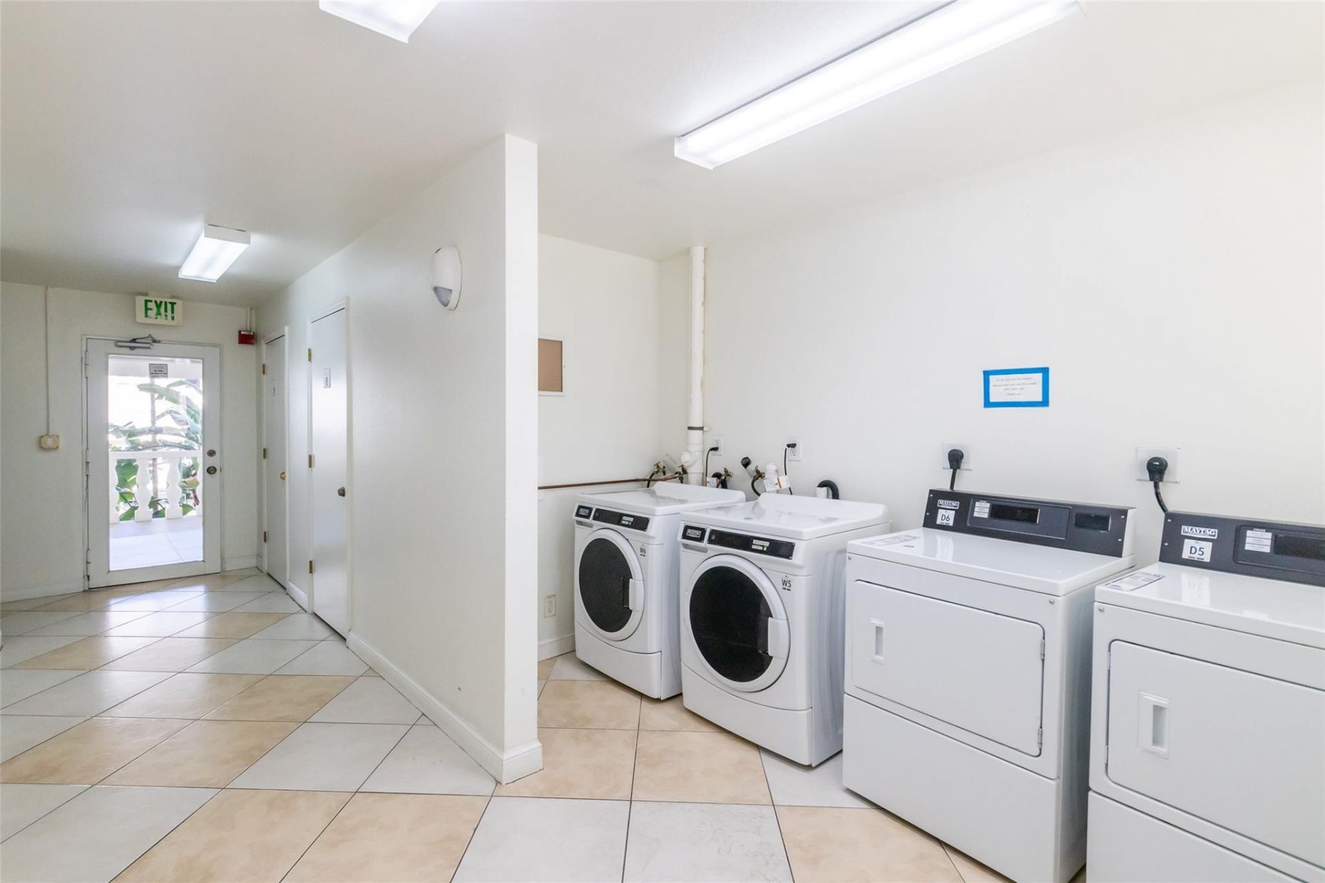 2881 NE 32nd Street, Unit 119, Fort Lauderdale, FL 33306 Photo