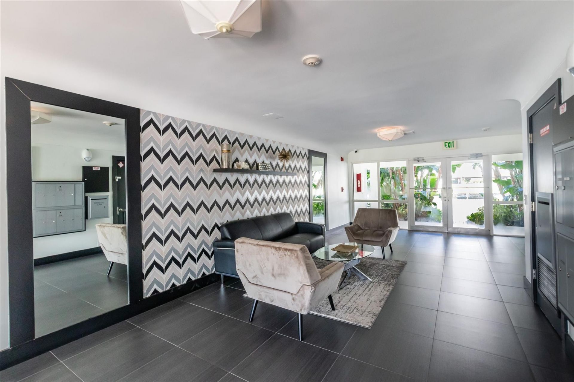 2881 NE 32nd Street, Unit 119, Fort Lauderdale, FL 33306 Photo