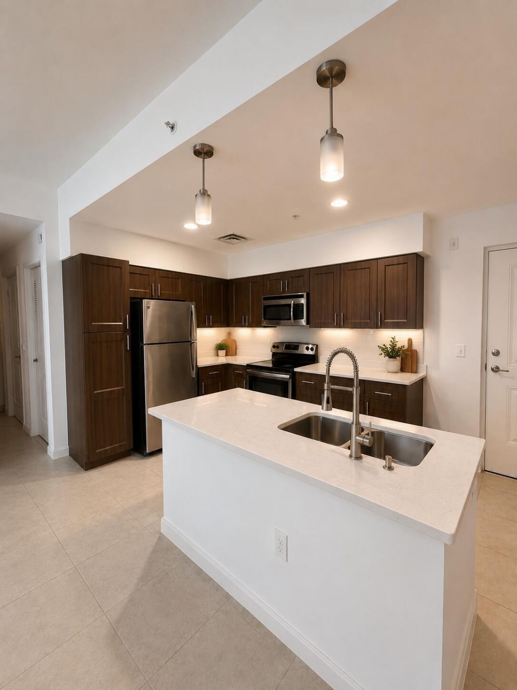 1517 Cameron Samuel Lane, West Palm Beach, FL 33401 Photo