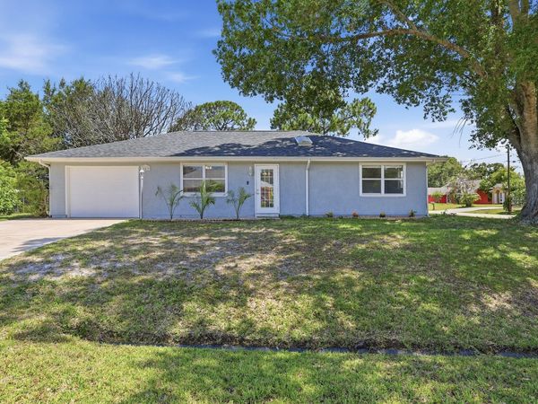 580 SW Duval Avenue, Port St. Lucie, FL 34983