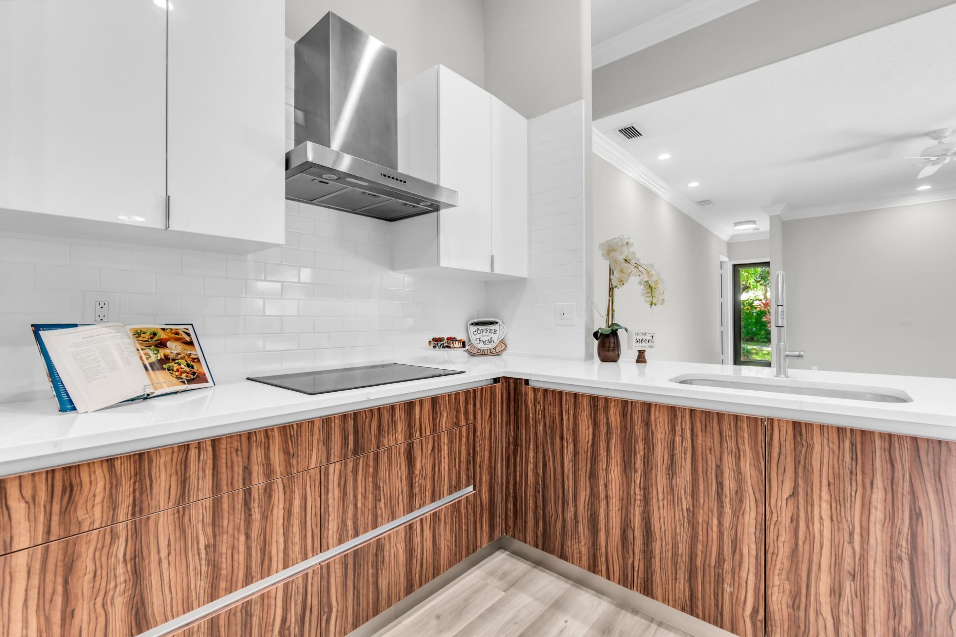 5718 NW 50th Drive, Coral Springs, FL 33067 Photo