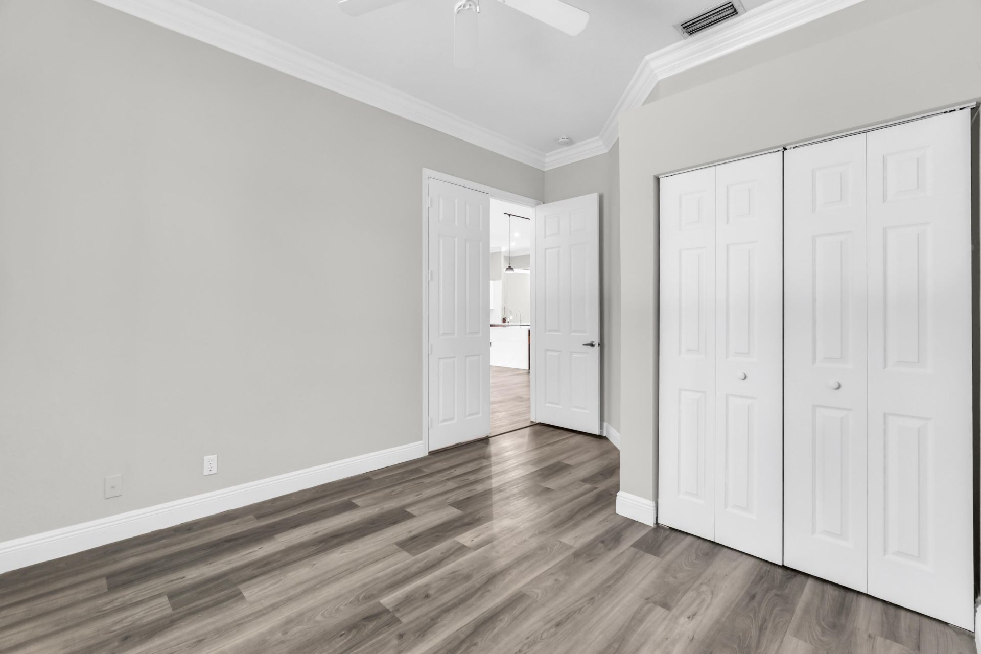 5718 NW 50th Drive, Coral Springs, FL 33067 Photo