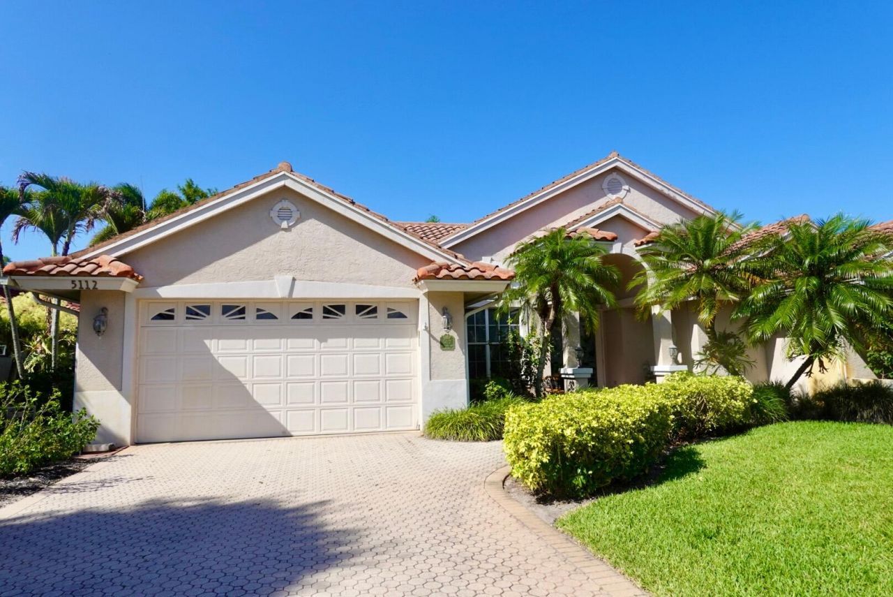 5112 SE Lost Lake Way, Hobe Sound, FL 33455 Main Photo