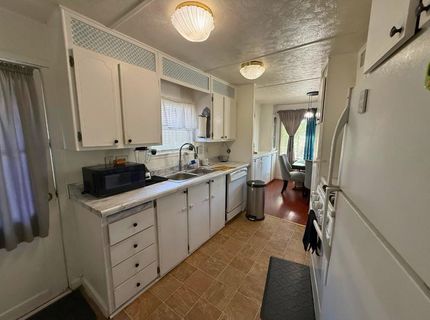 8200 Jantzen #122, Modesto, CA 95357 Photo