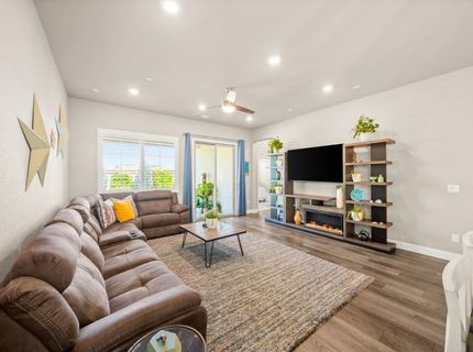 5628 Whisper Wind Way, Roseville, CA 95747 Photo