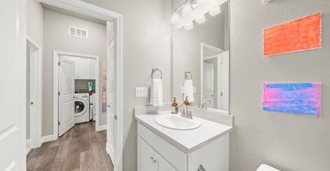 5628 Whisper Wind Way, Roseville, CA 95747 Photo