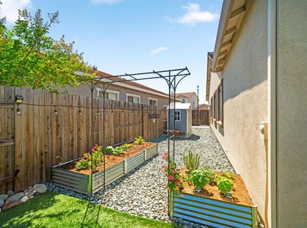 5628 Whisper Wind Way, Roseville, CA 95747 Photo
