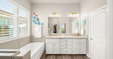 5628 Whisper Wind Way, Roseville, CA 95747 Photo