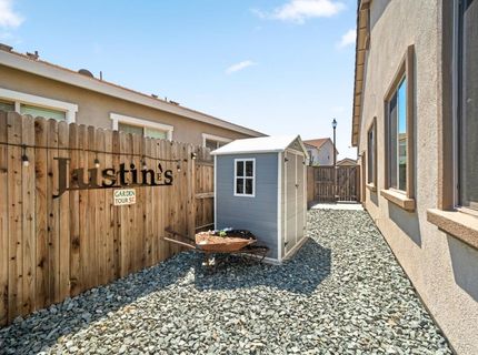 5628 Whisper Wind Way, Roseville, CA 95747 Photo