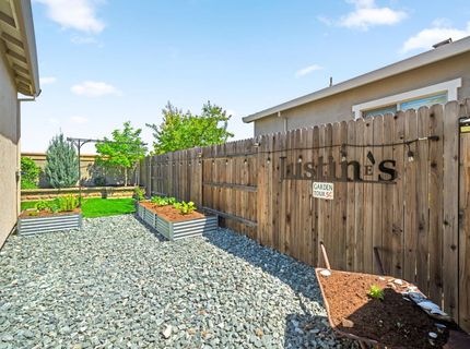 5628 Whisper Wind Way, Roseville, CA 95747 Photo
