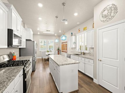 5628 Whisper Wind Way, Roseville, CA 95747 Photo