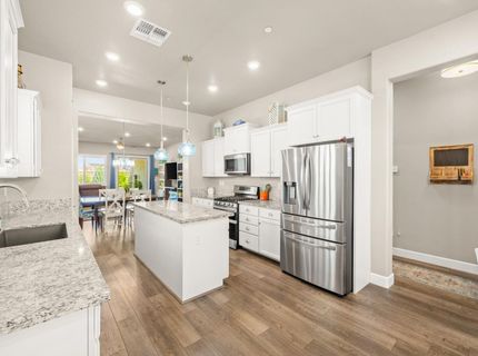 5628 Whisper Wind Way, Roseville, CA 95747 Photo