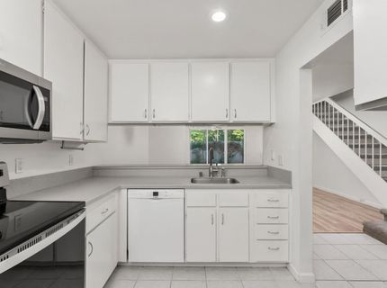 709 Woodside Ln E #2, Unit 2, Sacramento, CA 95825 Photo