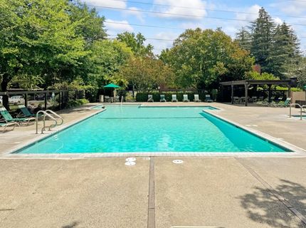 709 Woodside Ln E #2, Unit 2, Sacramento, CA 95825 Photo
