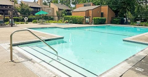 709 Woodside Ln E #2, Unit 2, Sacramento, CA 95825 Photo