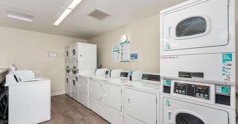 709 Woodside Ln E #2, Unit 2, Sacramento, CA 95825 Photo