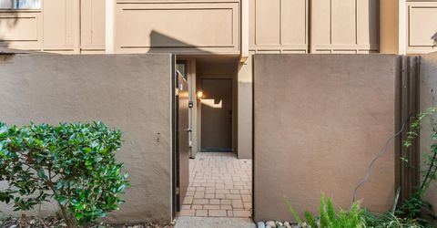 709 Woodside Ln E #2, Unit 2, Sacramento, CA 95825 Photo