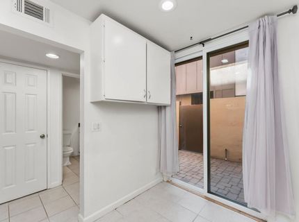 709 Woodside Ln E #2, Unit 2, Sacramento, CA 95825 Photo