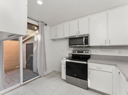 709 Woodside Ln E #2, Unit 2, Sacramento, CA 95825 Photo