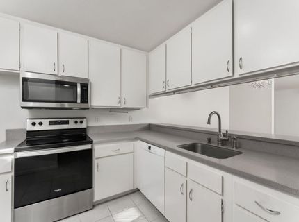 709 Woodside Ln E #2, Unit 2, Sacramento, CA 95825 Photo