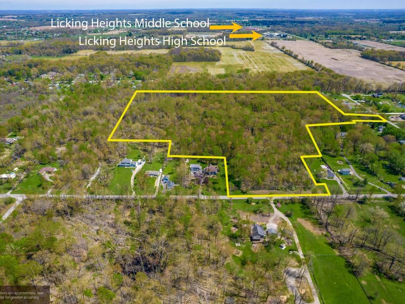 3773 Dixon Road SW, Pataskala, OH 43062 Photo 2