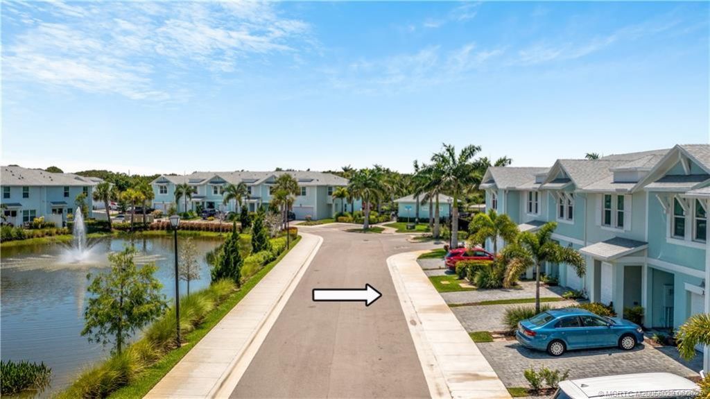 325 SE Halifax Lane , Stuart, FL 34994 Photo