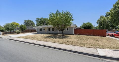 1013 Greenbrae Drive, Sparks, NV 89431 Photo