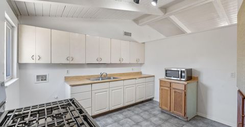 1013 Greenbrae Drive, Sparks, NV 89431 Photo