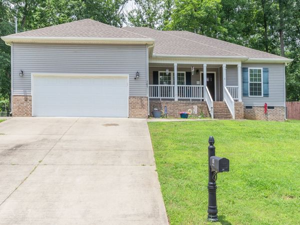 107 Doak St , Shelbyville, TN 37160
