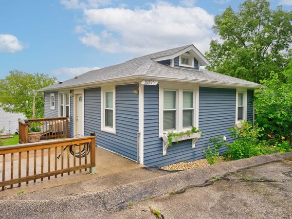 38895 N Maple Avenue, Lake Villa, IL 60046